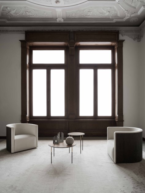 Confident "Wood" by Living Divani