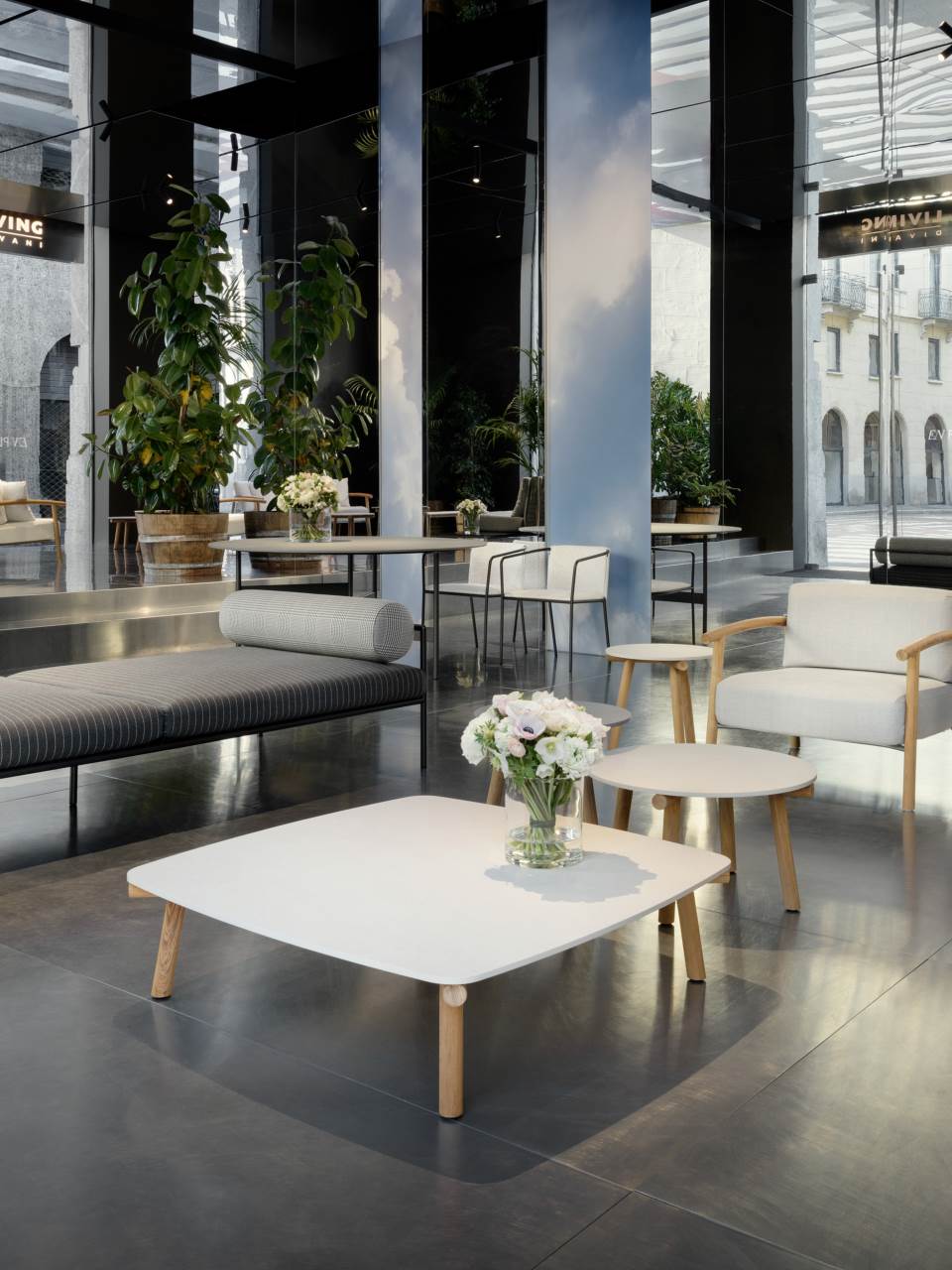 Kasumi Low Table Outdoor