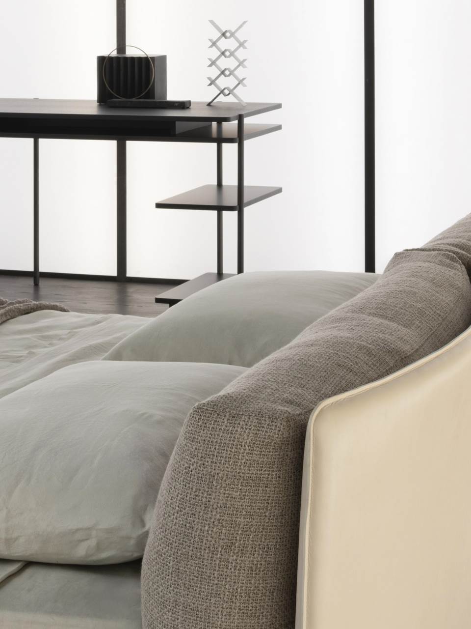 Greene Bed