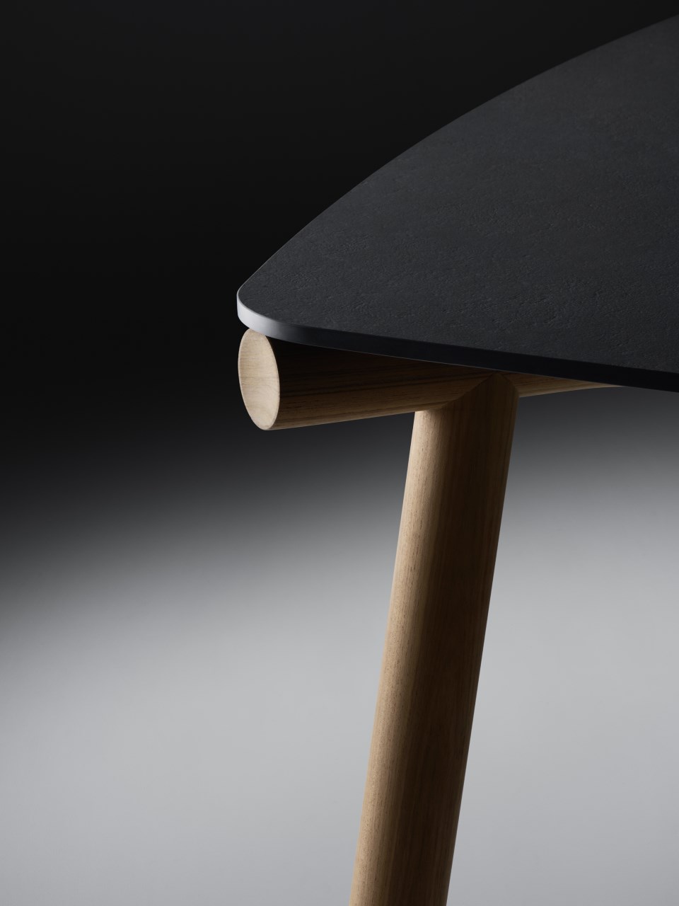 Kasumi Table
