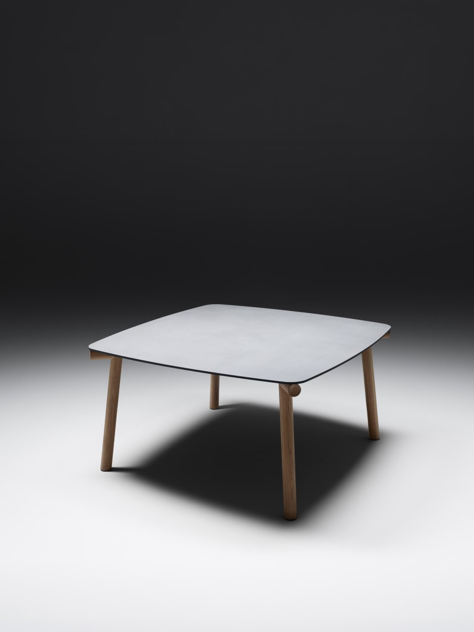 Kasumi Table