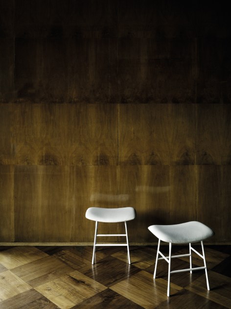 Hinge by Living Divani